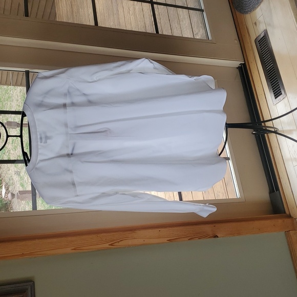 Talbots Event White Silver Embellished Decorative Buttons Pullover Sz XL Blouse - Picture 9 of 15